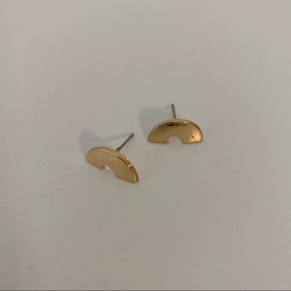 Minimalistic Stud Earrings - Picture 6 of 12
